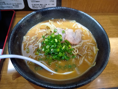 旭川ラーメン らぁ麺亭 笑和 사진 4
