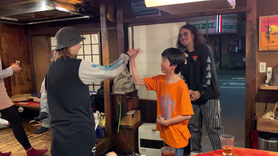 三馬力＋1/2(さんばりきはん)飯倉本店 사진 3