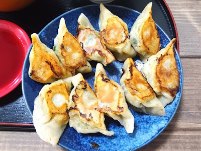 餃子専門店黒兵衛 사진 4