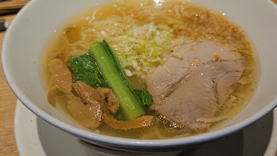 らぁ麺 すぎ本 福岡空港国内ターミナル店 사진 3