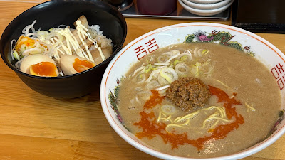 博多拉担麺まるたん JR香椎駅店 사진 4