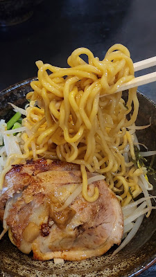 まぜそば専門店 天元突破 西新 사진 3