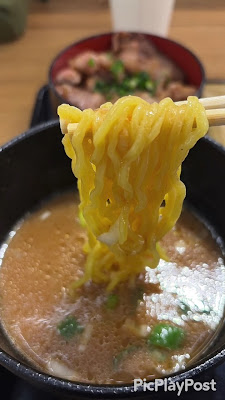 お肉料理専門店 オ肉ヤ YOSHIMI 사진 3