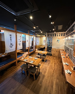 博多とりかわ串と肉汁餃子とり酒場 天神店