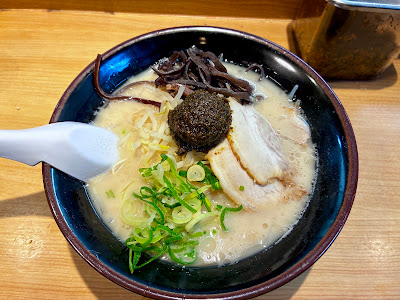 まるうまラーメン ぷらっと博多No.3 사진 5