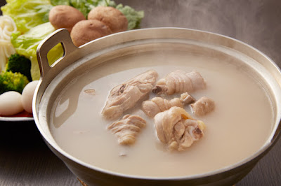 博多名物「水だき」 新三浦 博多本店 사진 4