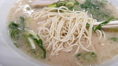 長浜らぁめん 小太郎 太宰府店 사진 3