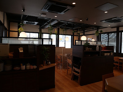 鶏料理専門店 トリヤマルハチ 次郎丸店