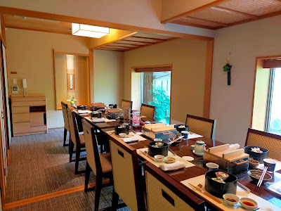 梅の花 西の丘店