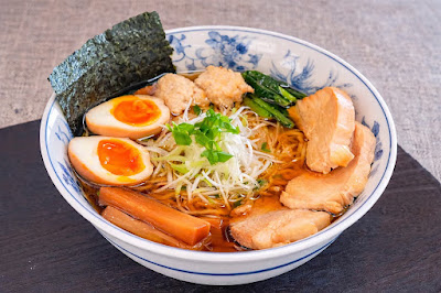 鶏スープ麺はなまる 사진 4