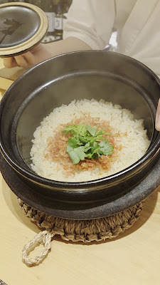 Sato 사진 2
