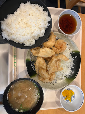華さん食堂 空港通り店 사진 4
