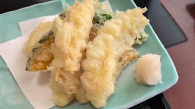 食処さんぞくや 東福岡店 사진 3
