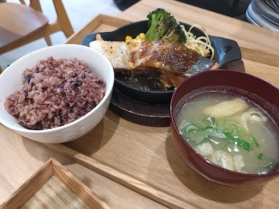 SHieNA Dining Place 사진 4