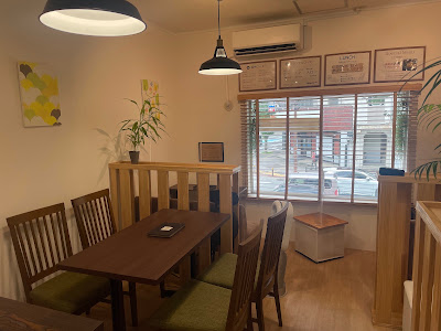 四つ角Slow Cafe