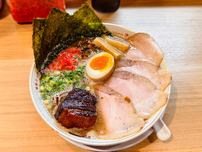 ラーメンろくでなし キャナルシティ博多店 사진 5