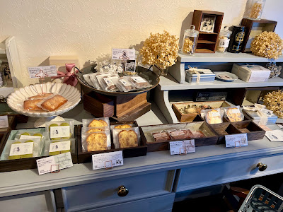 【食事なし】隠れ家チーズケーキMerci【秘密のお菓子屋】※おひとりさま向きカウンターのみ。車1組1台