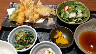 さかな市場 博多筑紫口２号店（Sakana Ichiba Hakata Chikushiguchi 2-goten） 사진 3