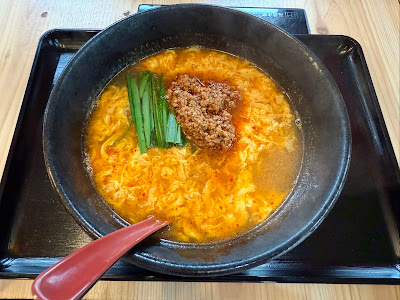 博多辛麺 鶴 商店 大手門店 사진 4