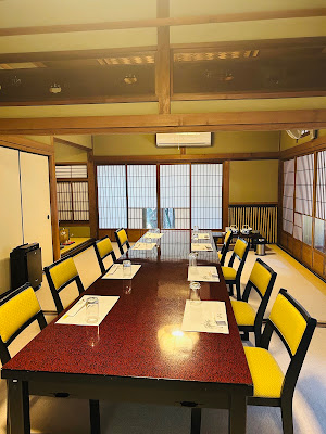 日本料理 栄屋